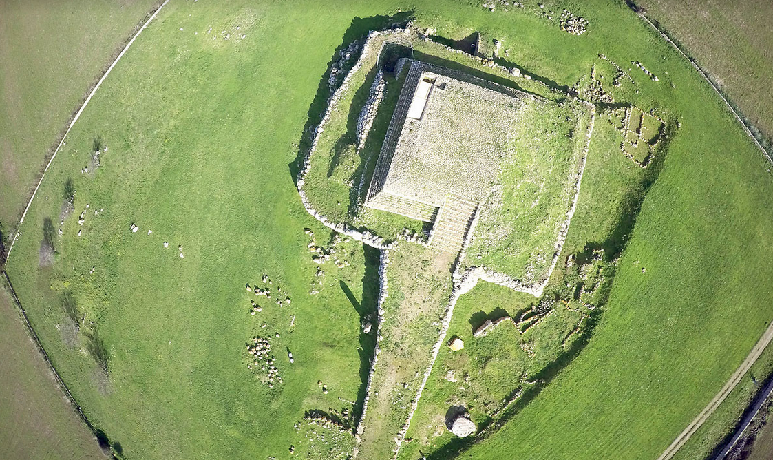 Monte d’Accoddi: un nuovo volto per un millenario monumento